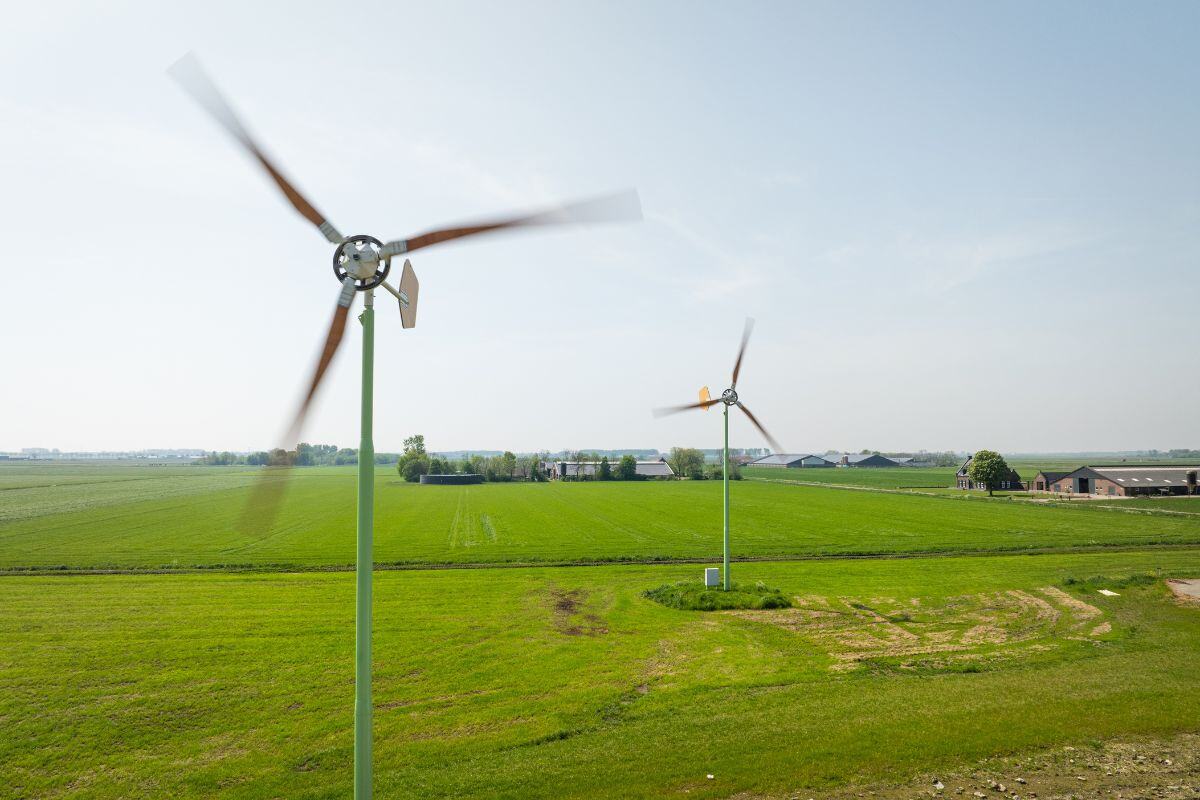 Kleine windmolens in Brabant